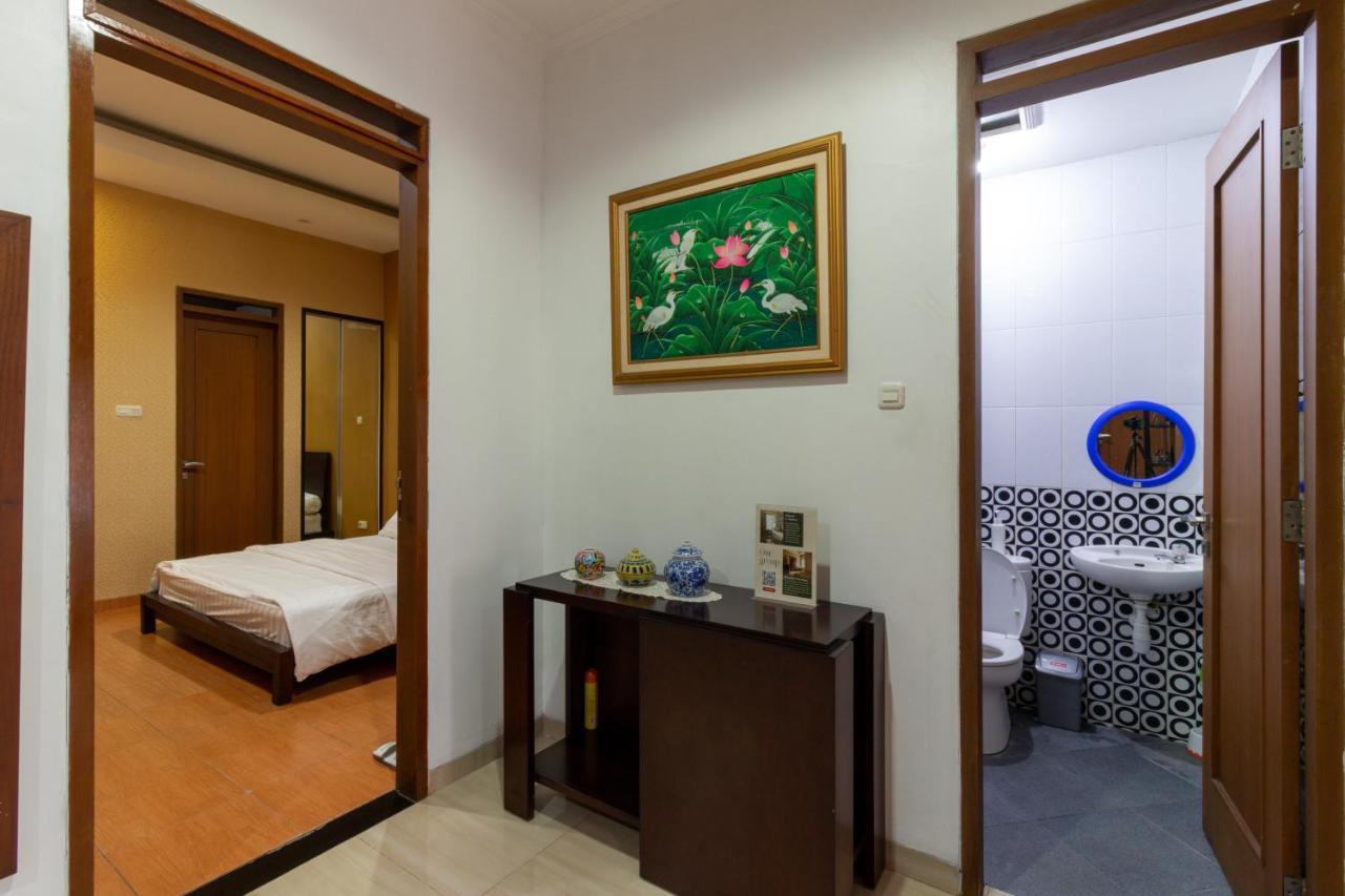 Spacious, White-Villa Belgareti @Kiara Condong Bandung Exterior photo